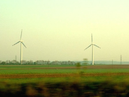 Wien近郊風力発電機